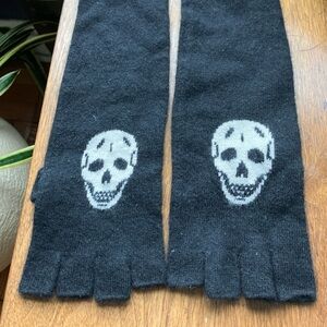 NEW Sold Out 360 Cashmere Black Luther Skull Fingerless Elbow Length Gloves